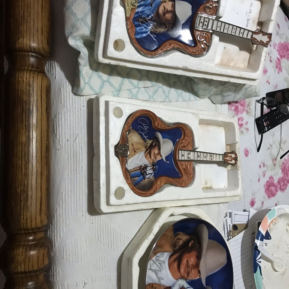 Alan Jackson picture set